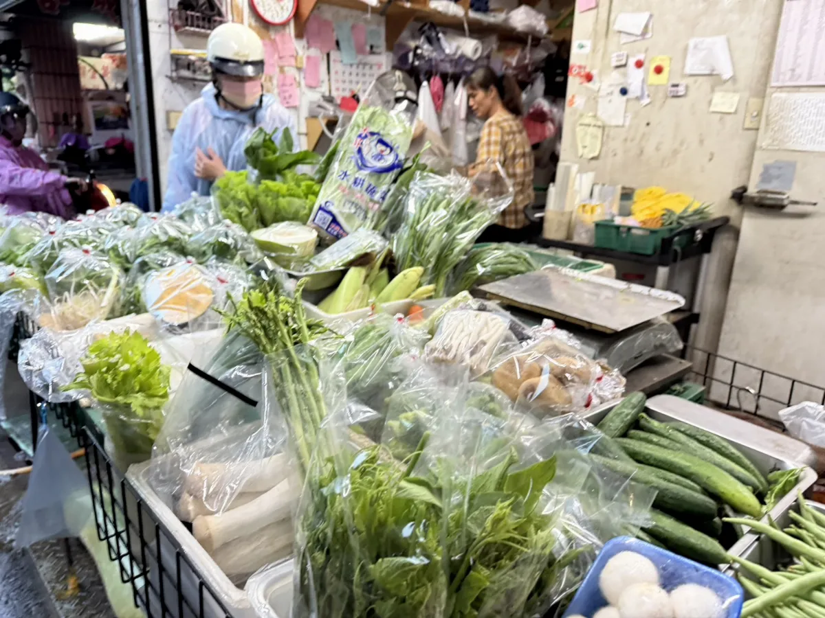 楊柳颱風逼近 菜價每公斤68.9元創近2月新高