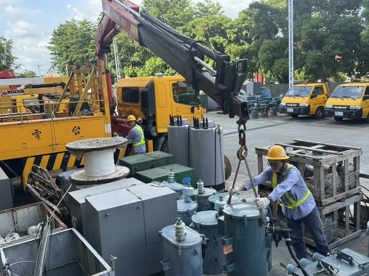 楊柳颱風來襲 台電動員4000人備援