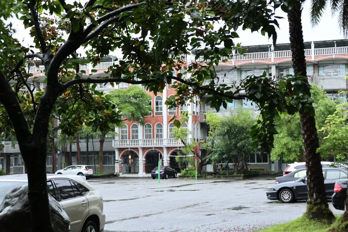 建台高中分科報錯考科 20人錄取5人上國立大學