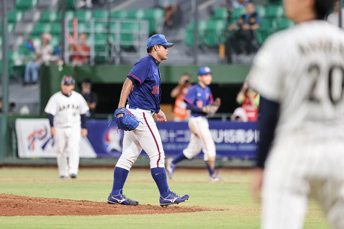 U15／日本守備「誤」事 中華隊射日前進冠軍戰