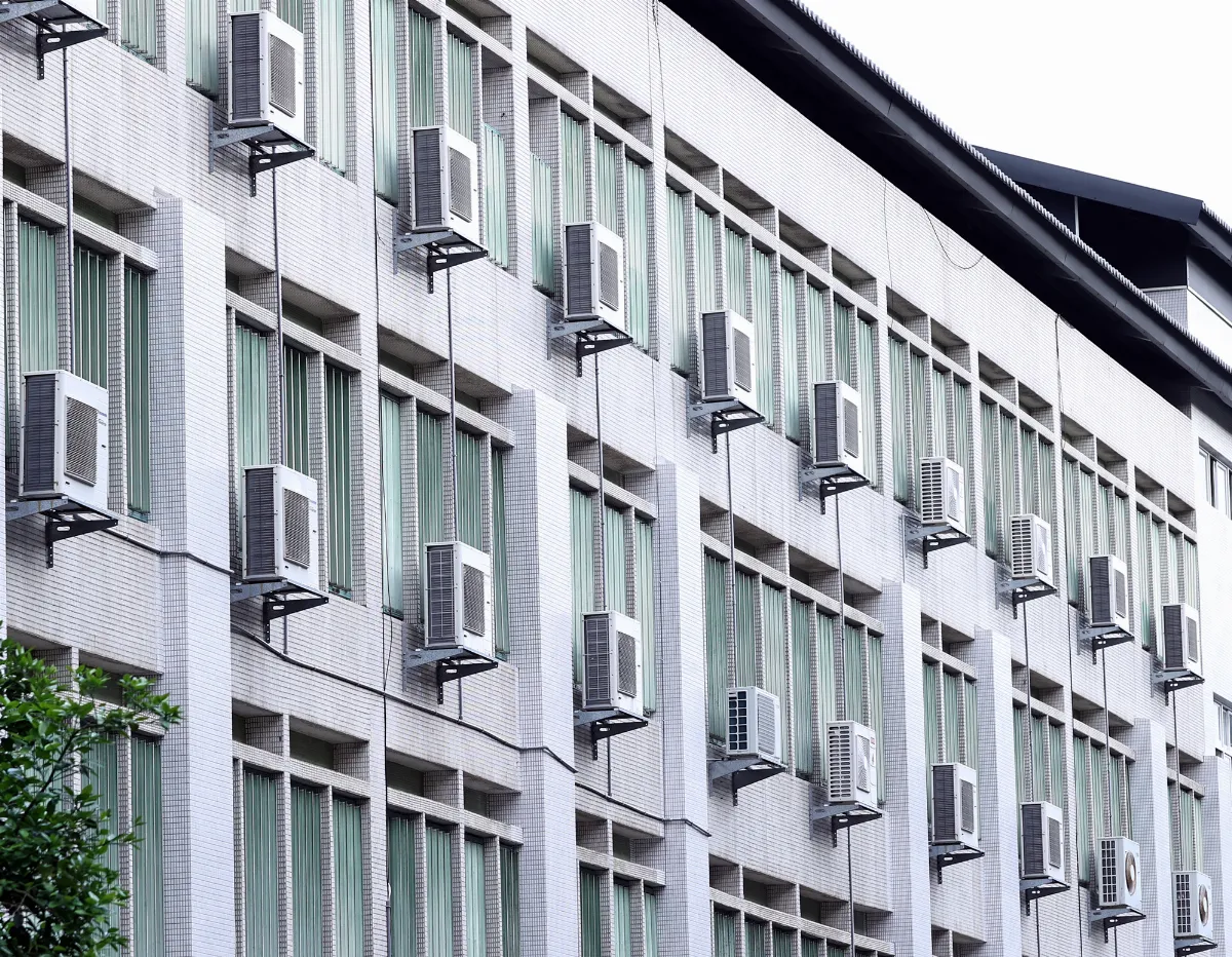 停止公私立學校電費補助 教部：回歸正常財政機制