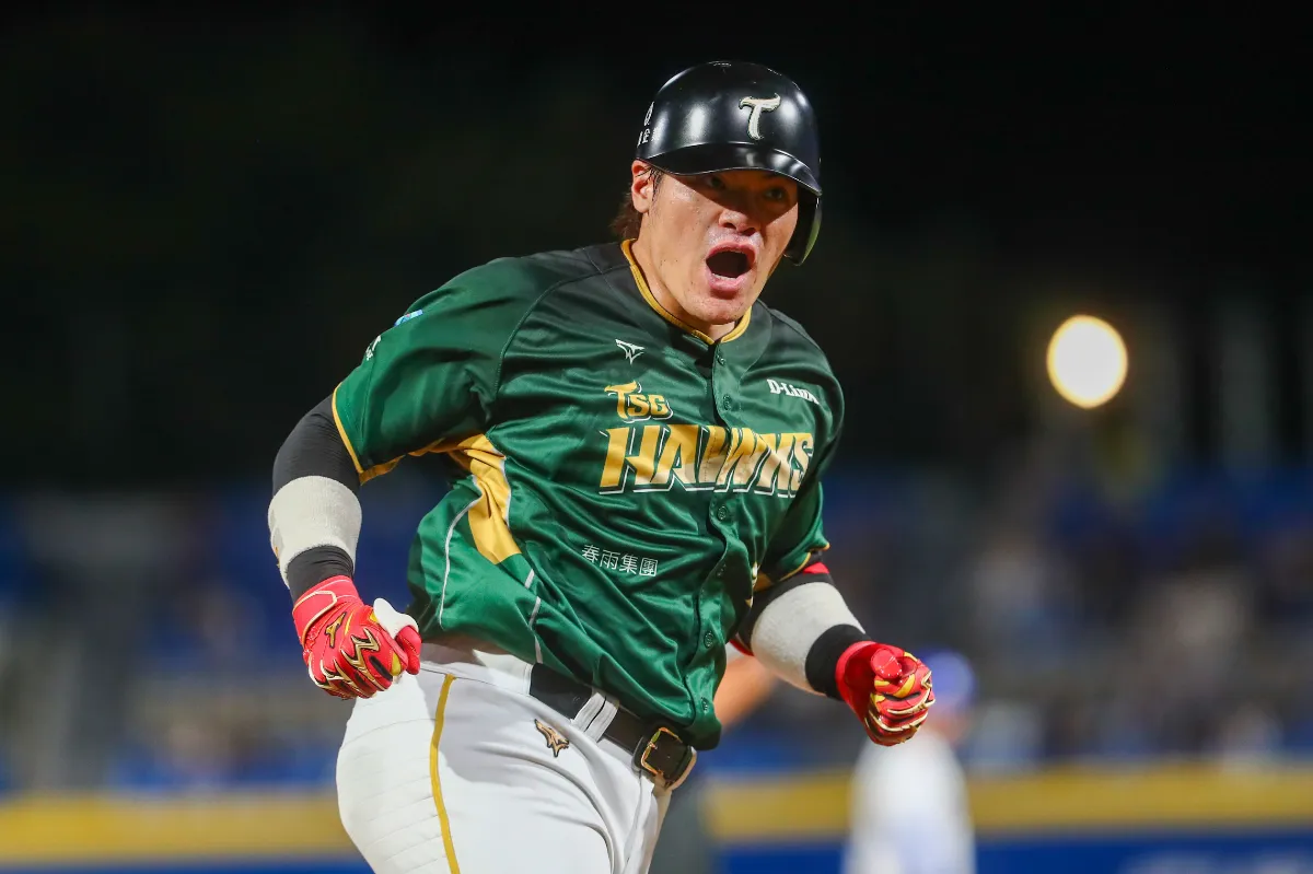 中職／張肇元開轟相挺艾速特 雄鷹擊退悍將奪2連勝