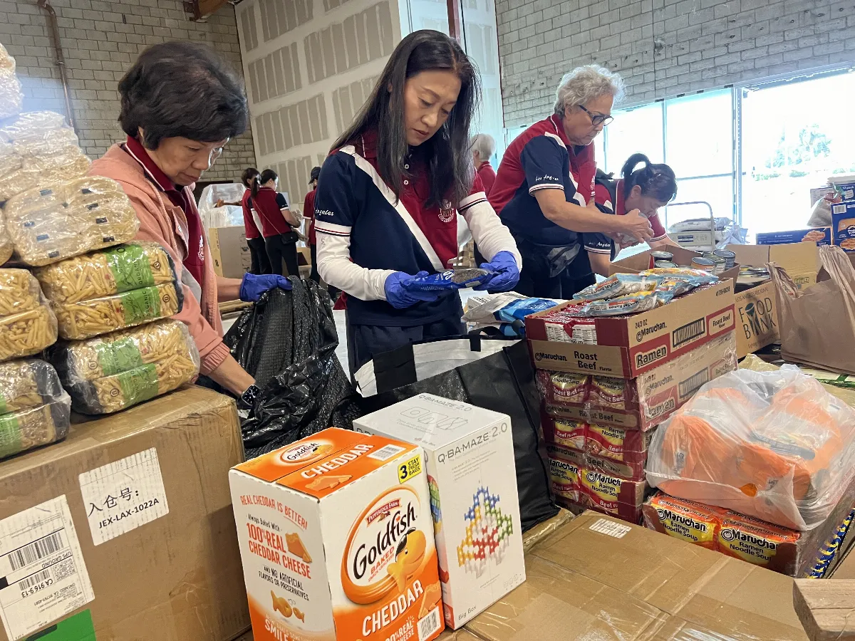 Hsi Lai Temple and BLIA Los Angeles Support Military Families with Food Drive