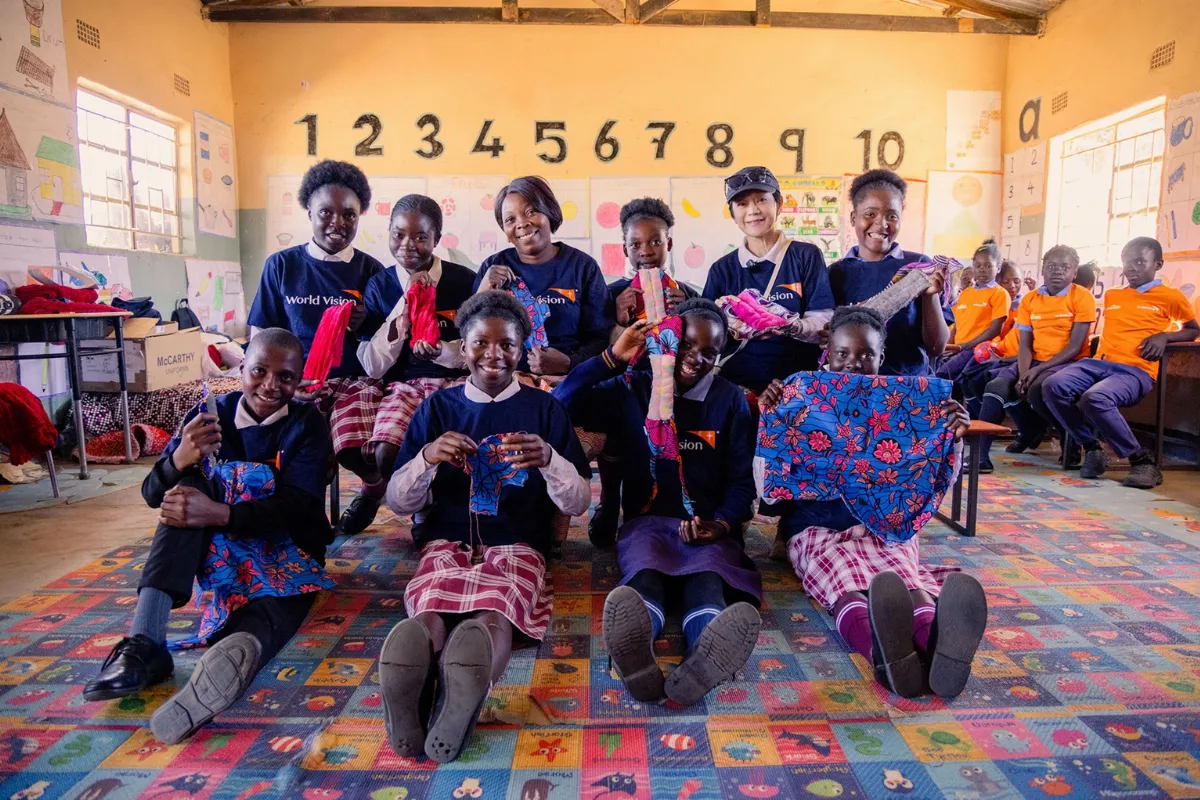 1000女孩影像展 用教育點亮夢想