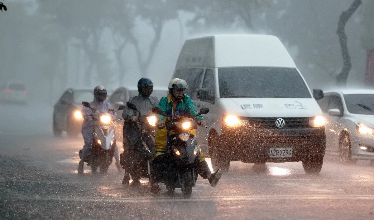 熱帶低壓最快28日晚間生成 可能路徑曝