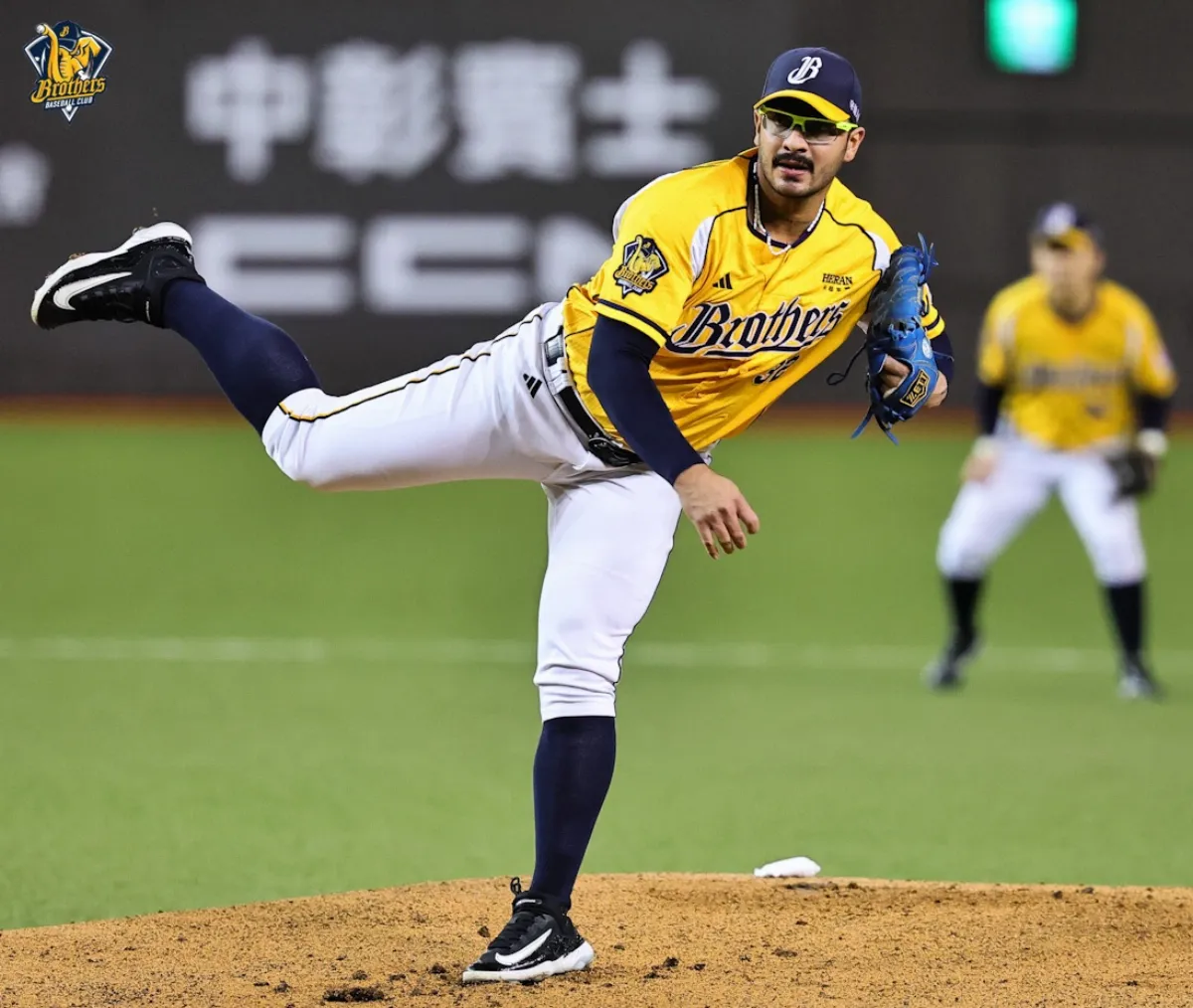 中職／黃子鵬投不滿兩局被K.O 羅戈等一個月勝投開張