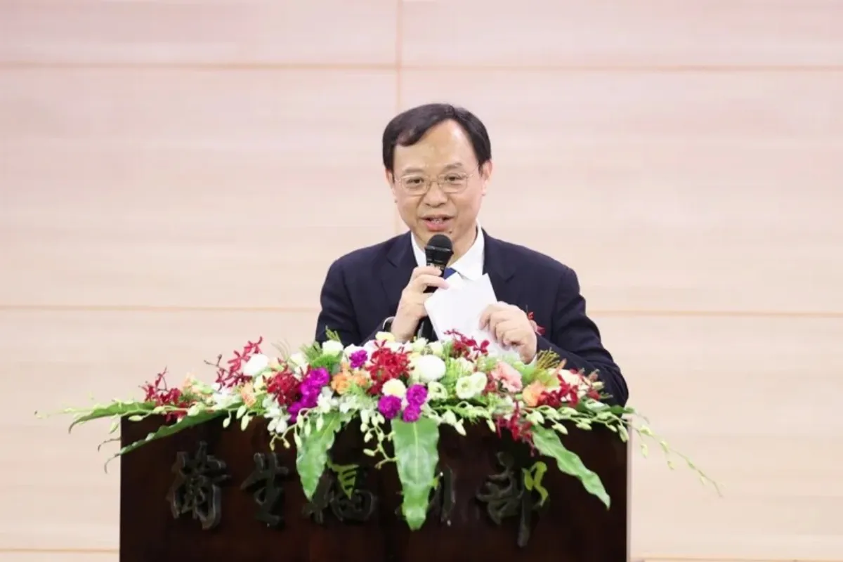 衛福部長交接 石崇良：持續深耕健康台灣計畫