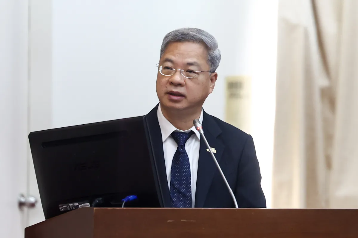 新經長回應川普關稅 稱台灣有路可走