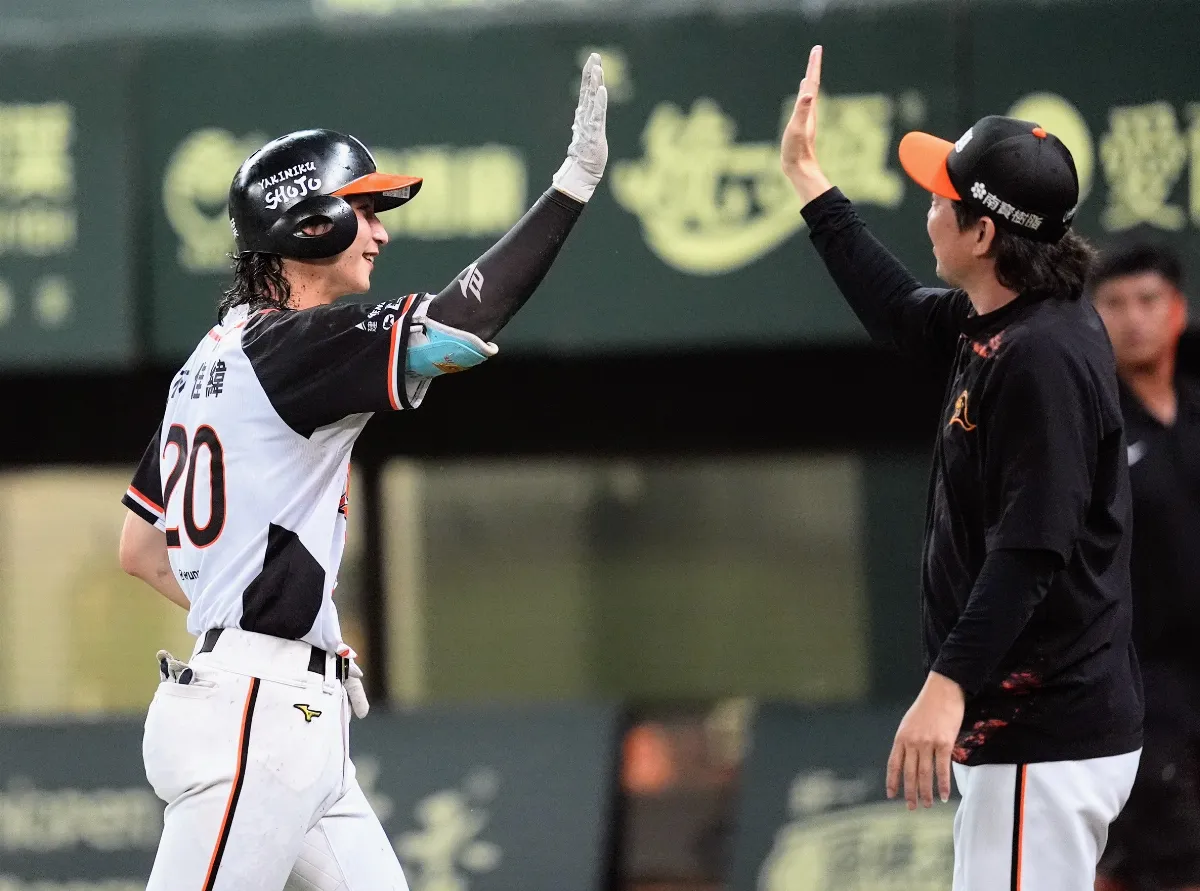 中職／林佳緯生涯首支再見轟 陳韻文奪本土最多第6勝