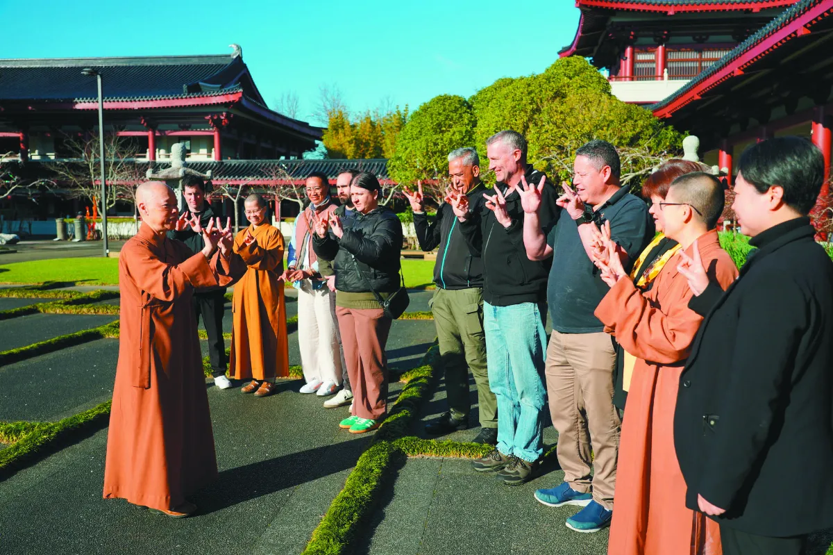 紐西蘭國防部軍官 參訪北島佛光山