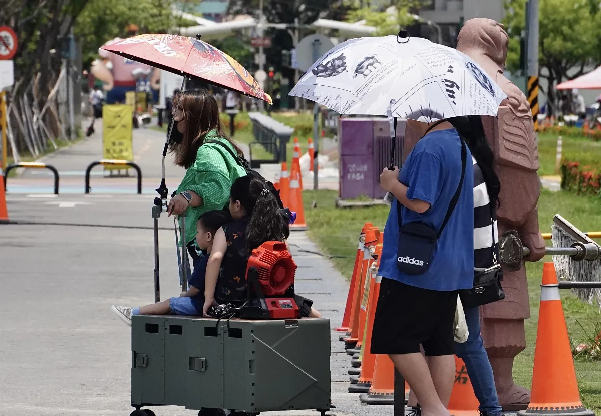近期陽光毒辣慎防熱傷害 塔巴颱風可能生成對台影響曝