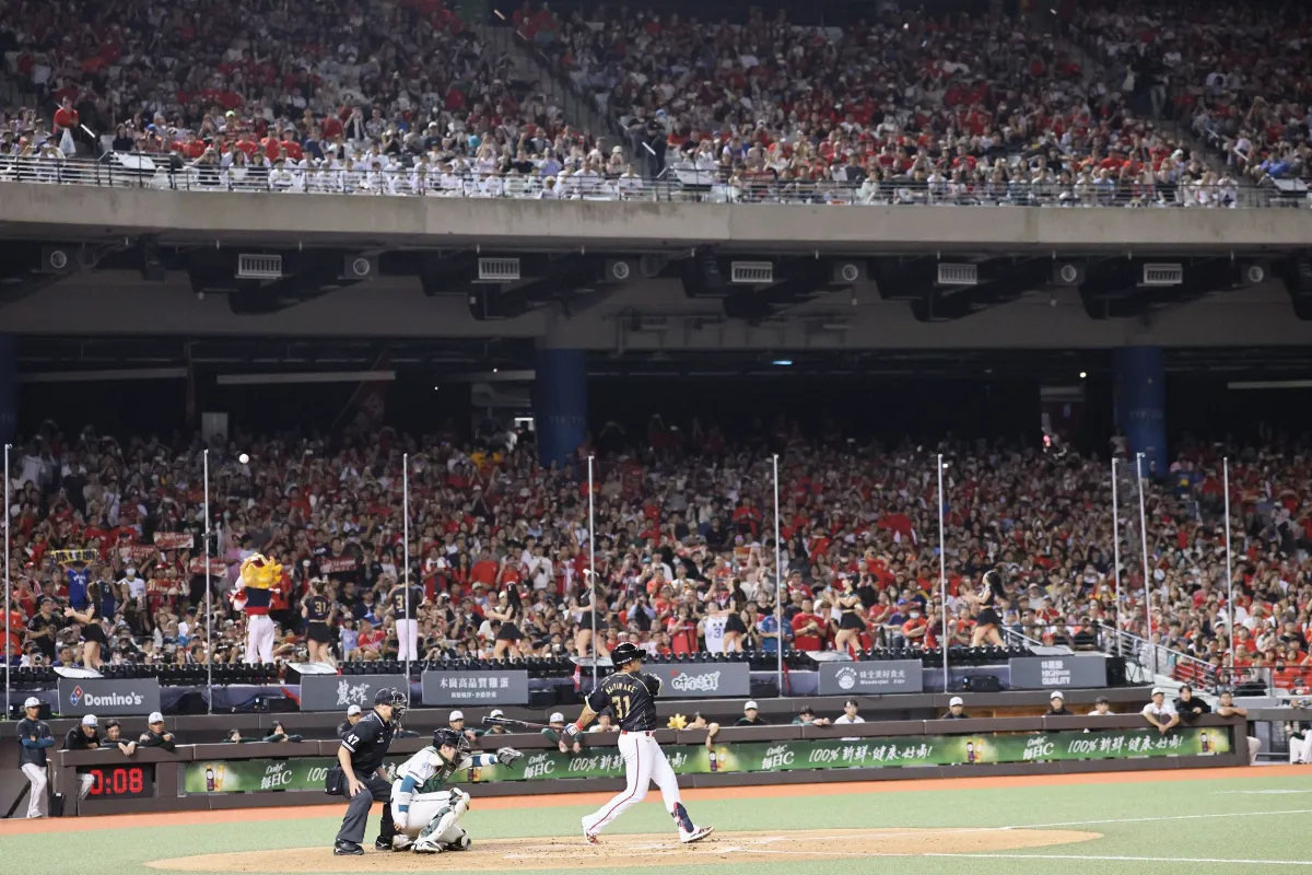 中職／引退賽期間達成300萬人次 林智勝感謝球迷