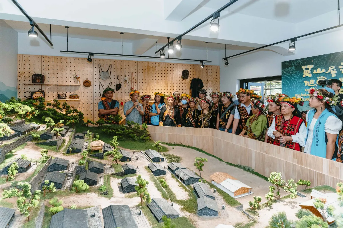 走進萬山岩雕館 展開探索部落千年刻印的旅程