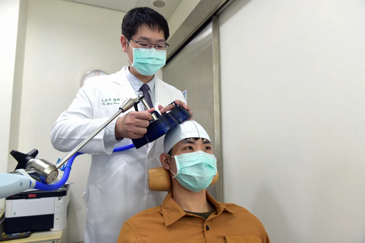 青壯年憂鬱困境增 rTMS助走出低谷