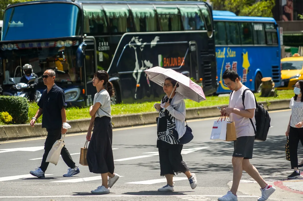 兩熱帶低壓接連生成  未來一周天氣多變