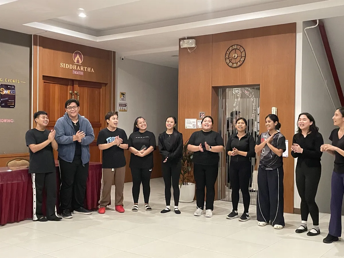 Ven. Yung Guang Encourages Siddhartha Training Program Students as They Showcase Artistic Talents