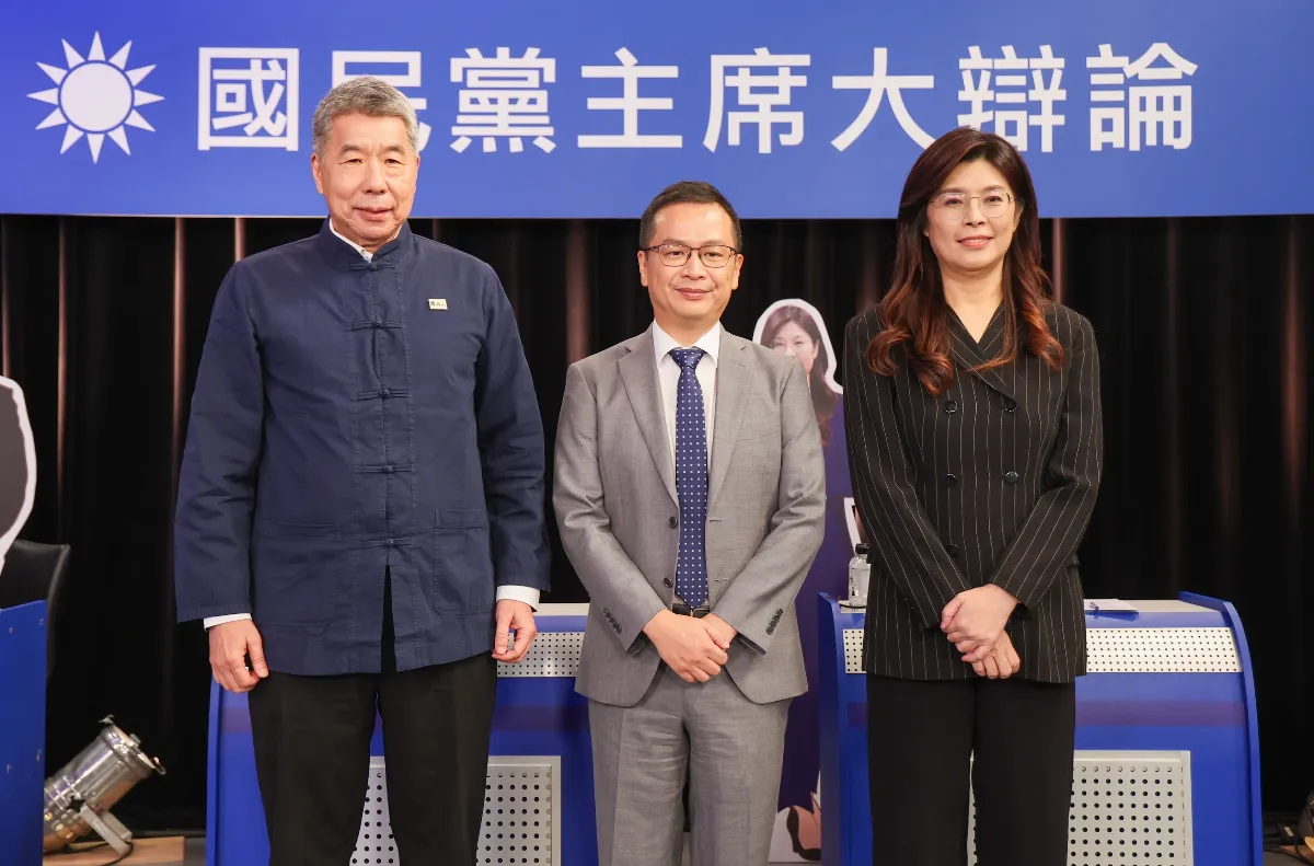 拋藍白合方案 鄭麗文要藍白中央共推辦法、羅智強指可互信協商