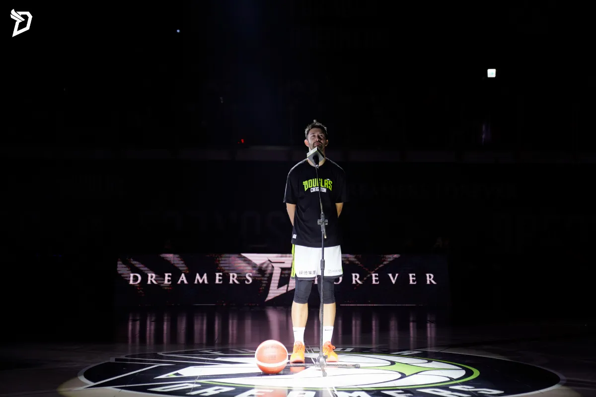 TPBL／簡浩引退賽飆11分 「17年生涯，我有籃球、也有你們」