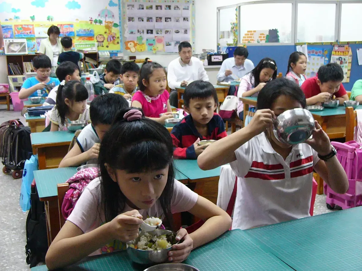 學校午餐採用國產可溯源食材補助 依財劃法回歸地方政府