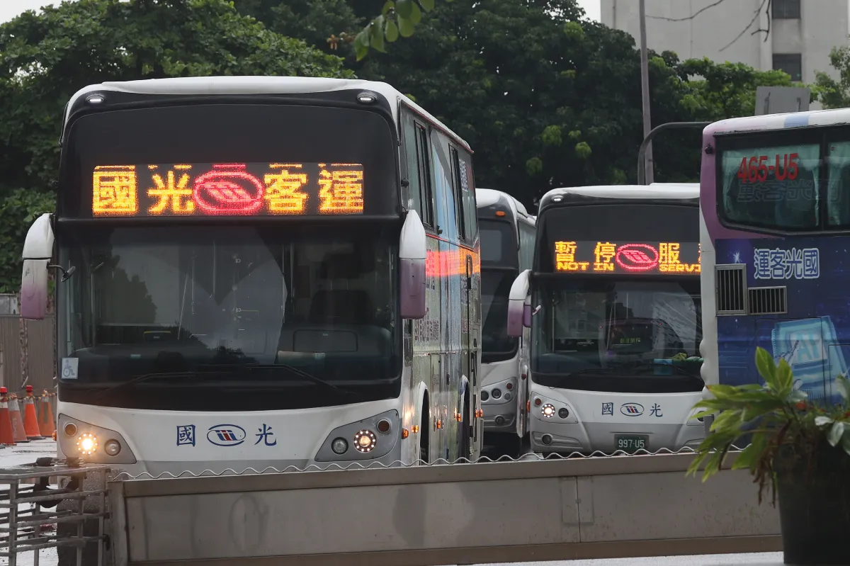 統聯接手國光客運8路線營運正常 優惠時段僅雙鐵半價