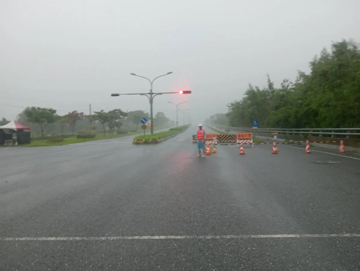 公路局更新馬太鞍溪橋替代道路 一般車走台11轉台9線需1.5小時