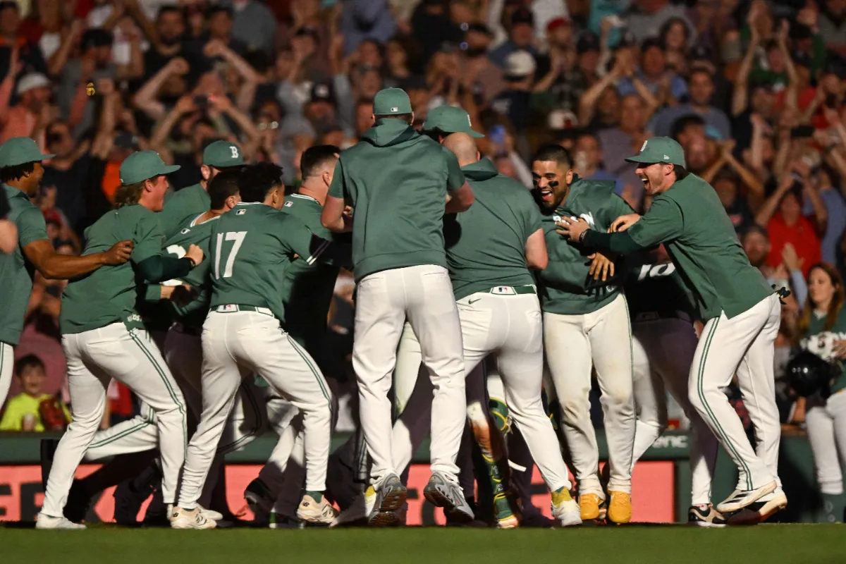 MLB／拉菲拉敲再見三壘打 紅襪相隔4年首闖季後賽