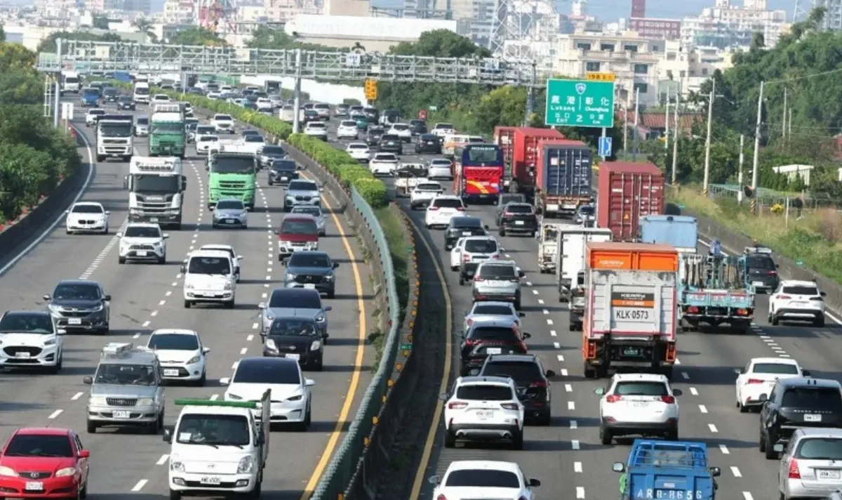中秋連假次日出遊與返鄉車潮齊湧 國道19大易塞路段出爐