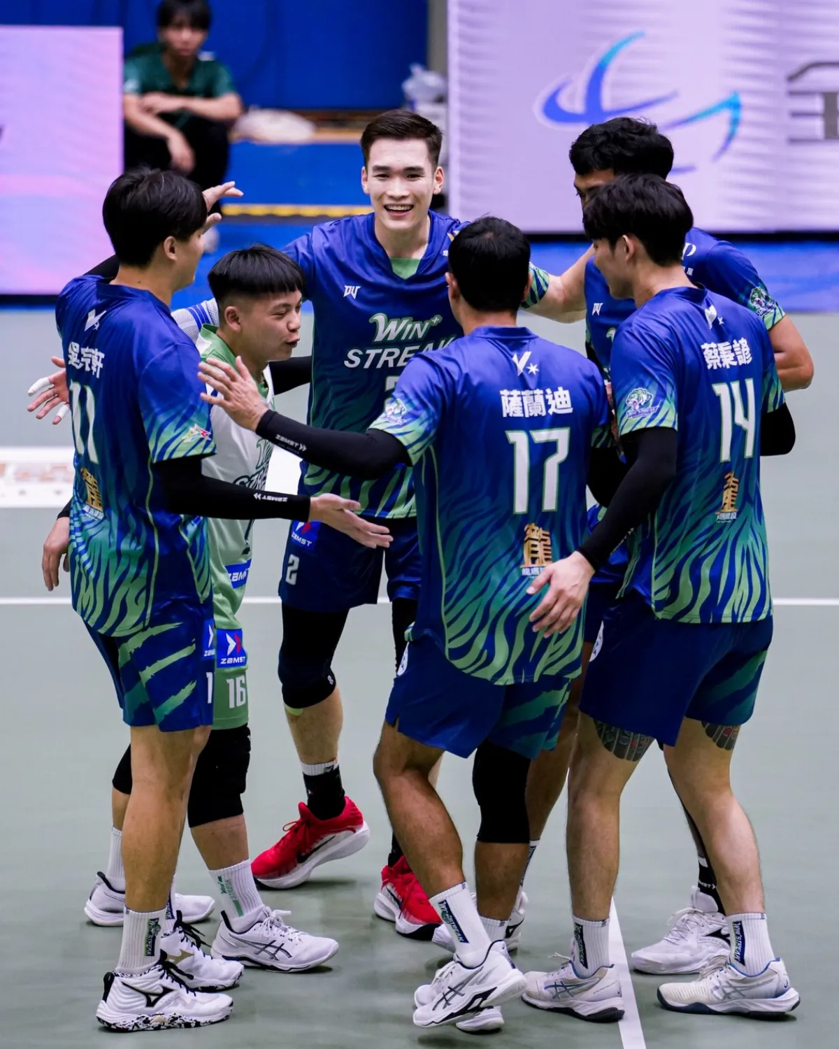 TPVL／連莊主場開箱寫最大分差勝 蔡其昌也來體驗 