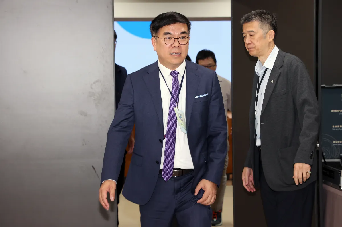 烏山頭水庫浮動光電 彭啟明：水質安全無虞
