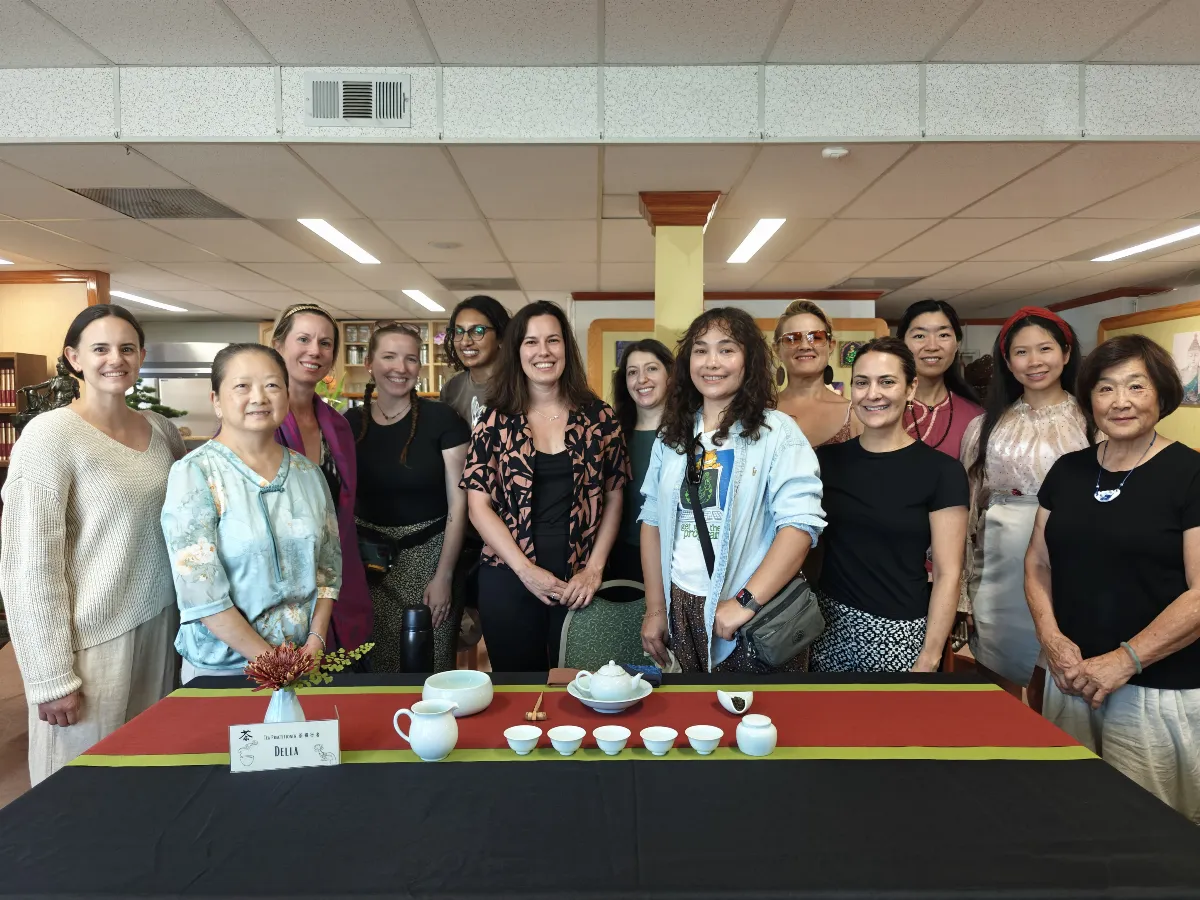 From Walking to Mindfulness: Community Women’s Group Experiences Tea Chan at Hsi Fang Temple