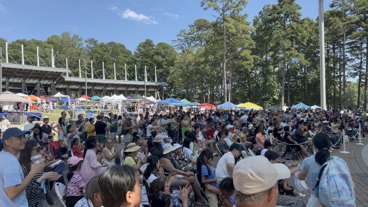 North Carolina Asian Festival Marks 10th Anniversary — Fo Guang Members Share Culture and Vegetarian Cuisine