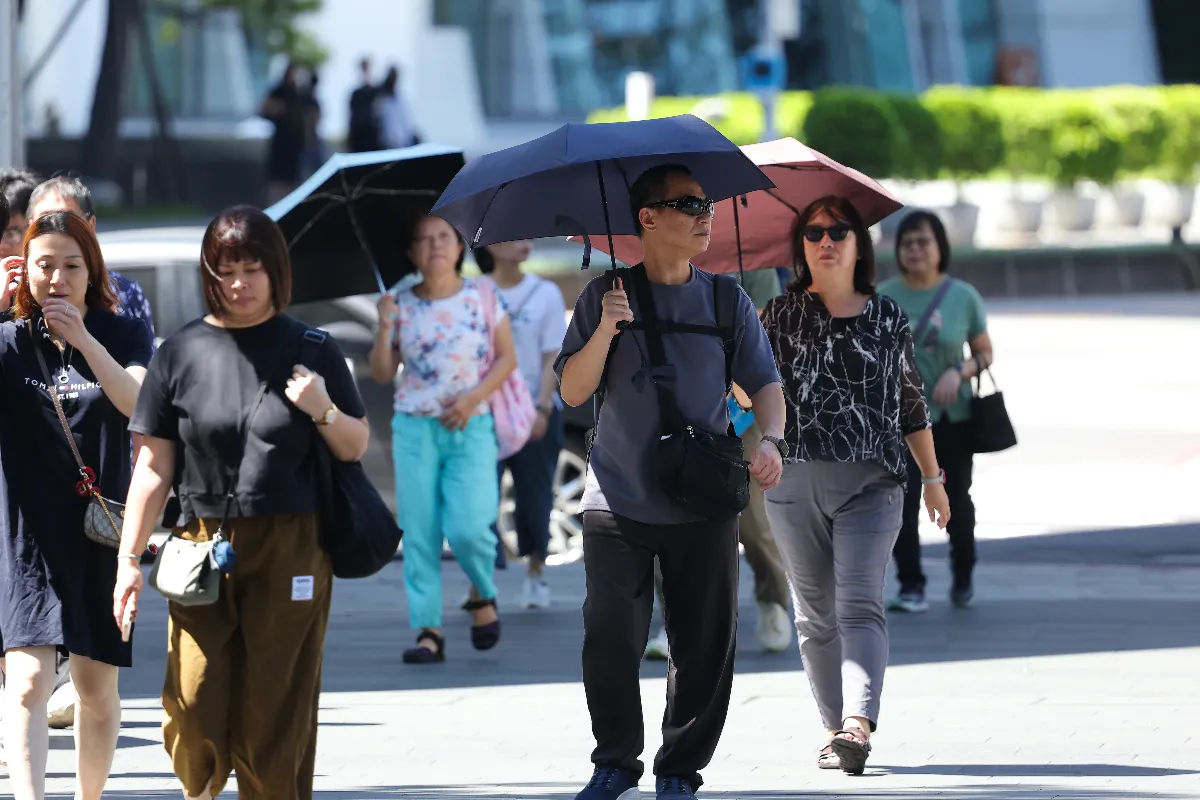 國慶連假第2天再飆破36度 嘉義以南防午後雷陣雨
