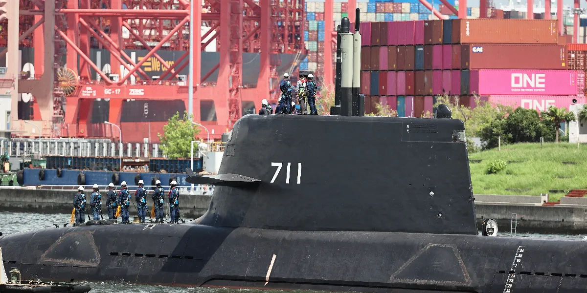 海軍：海鯤艦兩管理系統卡關 完成後可達潛航必要條件