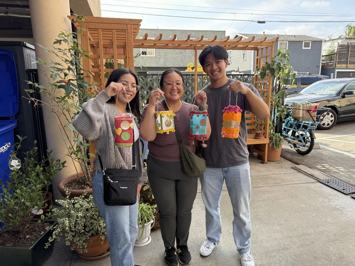 Lighting the Inner Lantern — Fo Guang Shan Hsi Fang Temple Hosts “Under the Moon” Community Event