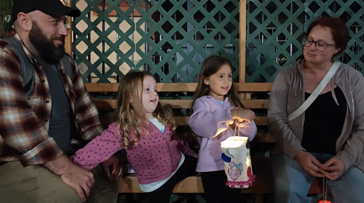 Lighting the Inner Lantern — Fo Guang Shan Hsi Fang Temple Hosts “Under the Moon” Community Event