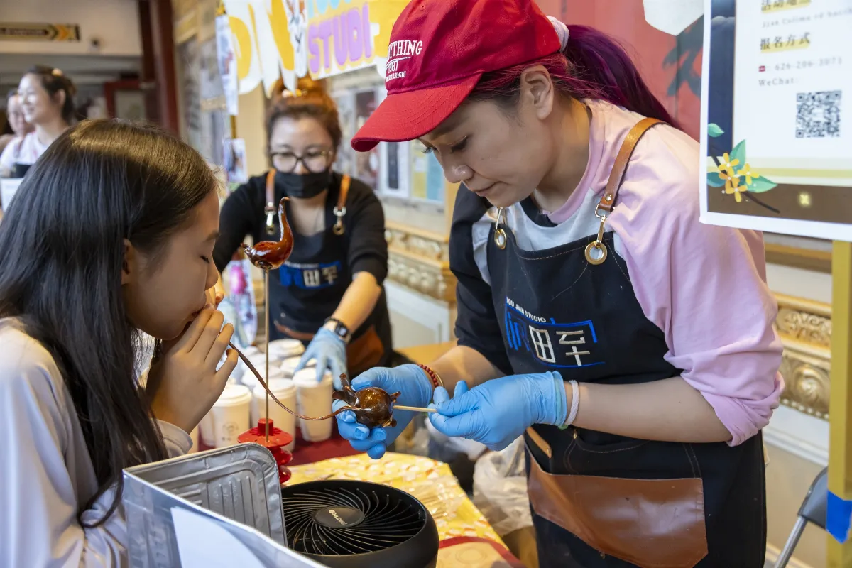 Hsi Lai Temple Celebrates Mid-Autumn Festival: Moonlight Shines with the Affinity of Buddha’s Light