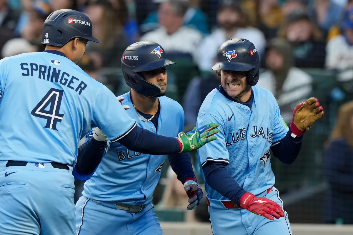 MLB／擦亮打擊招牌 藍鳥重砲群轟平紀錄