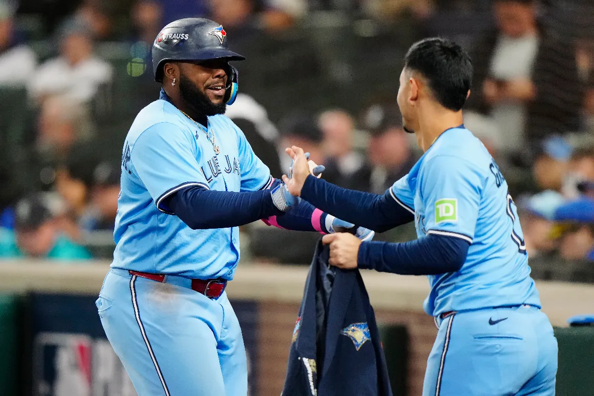 MLB／18安5轟打傻水手 藍鳥扳回一城