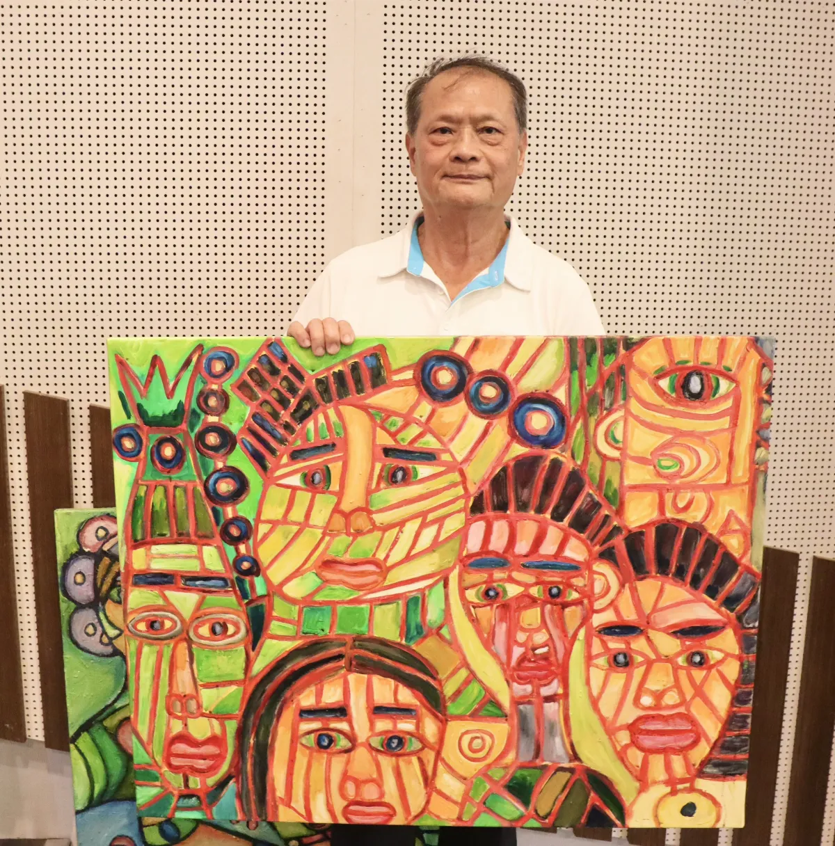用畫筆點亮特教生希望 退休老師獲「藝教貢獻獎」
