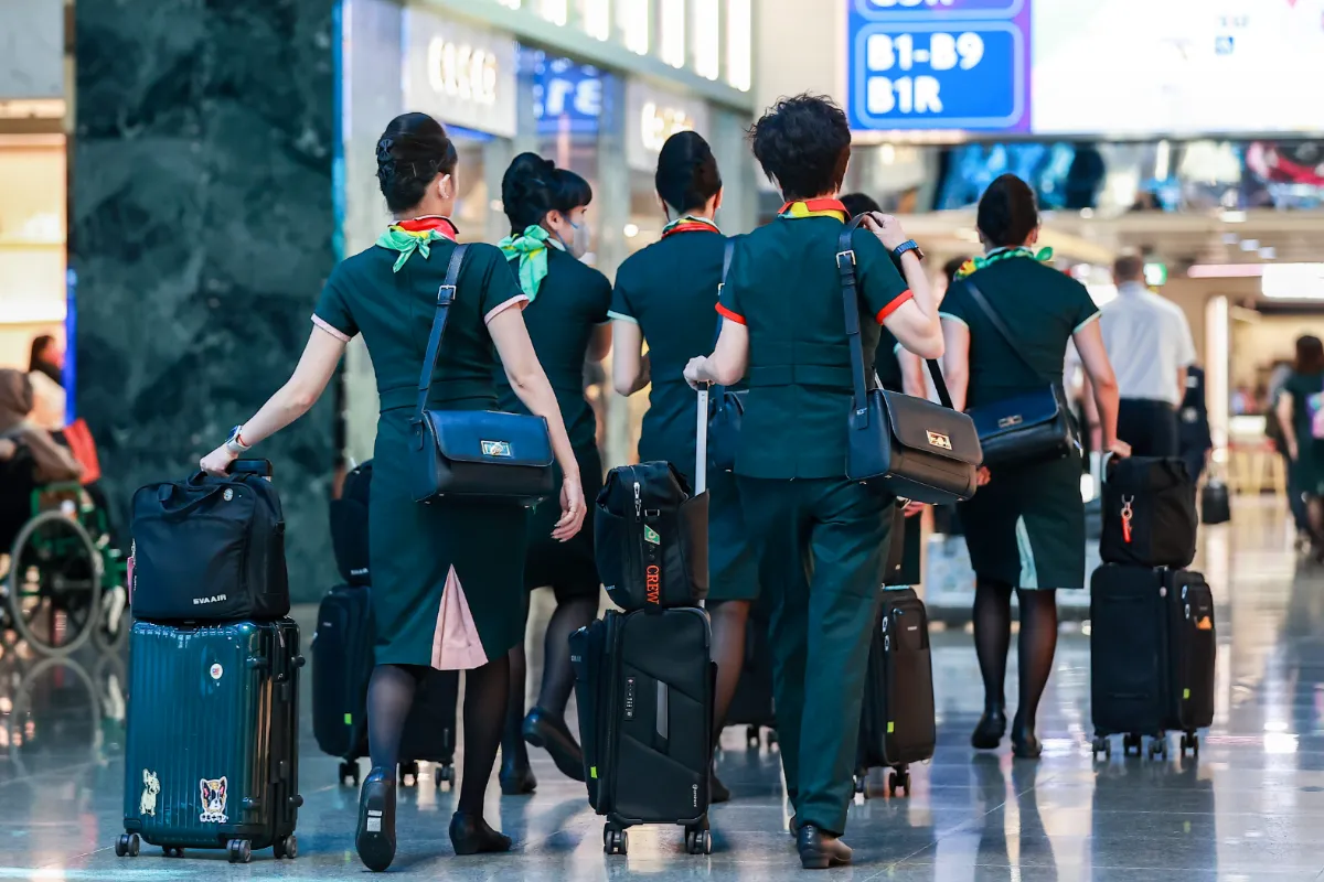 空服員過勞疑雲延燒 民航局表態業者落實健康通報