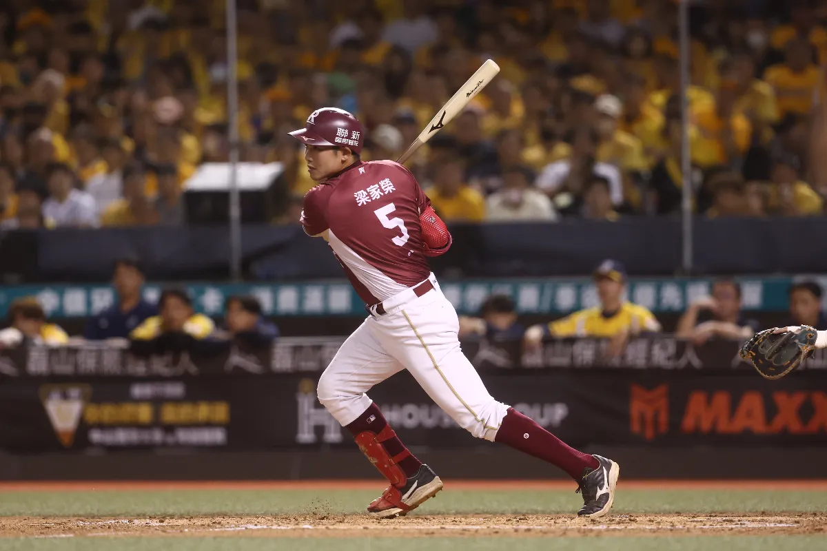 中職／梁家榮連克羅戈 樂天季後賽連勝繼續