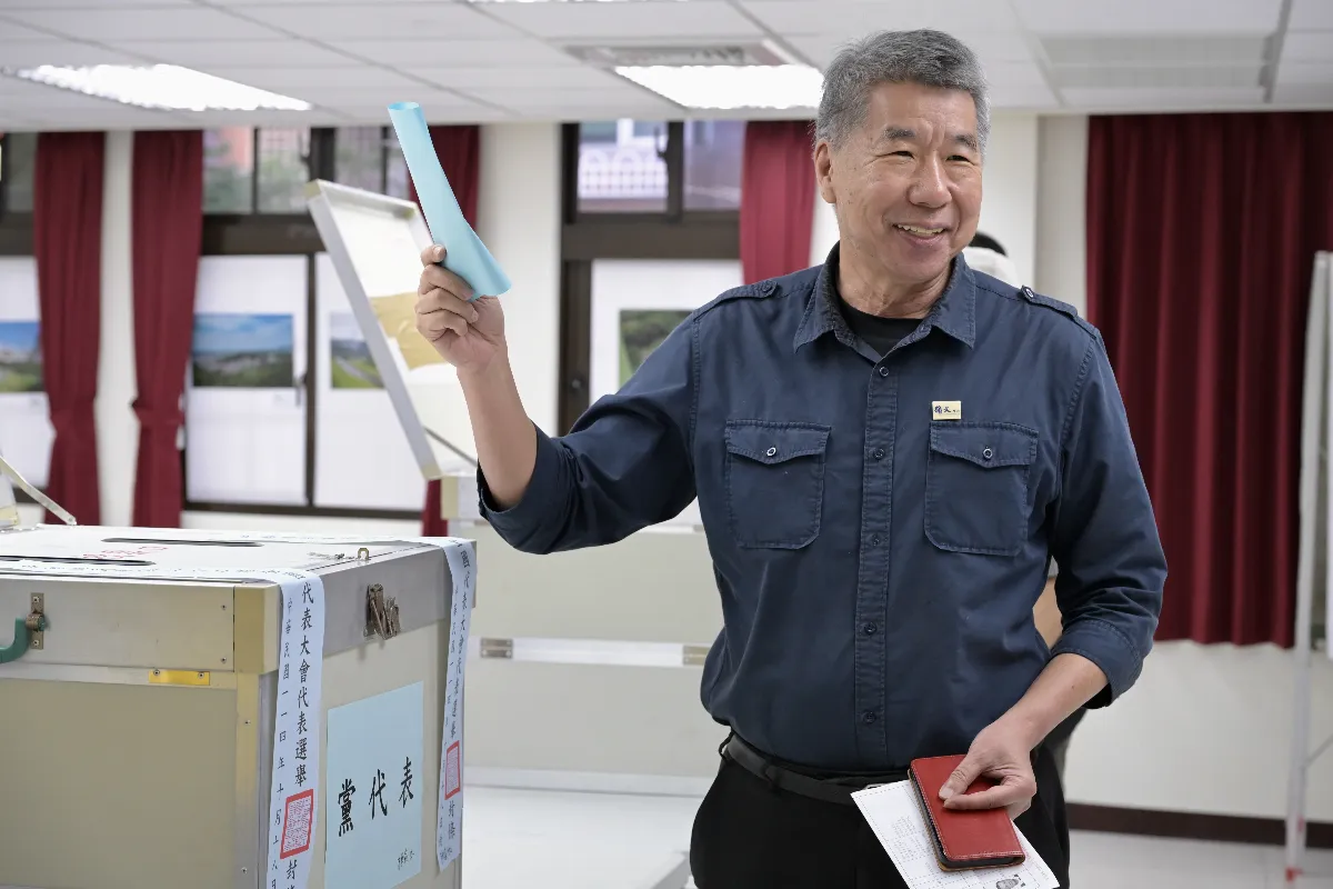 張亞中感謝與參選者結緣學習 共為國民黨做改革建議