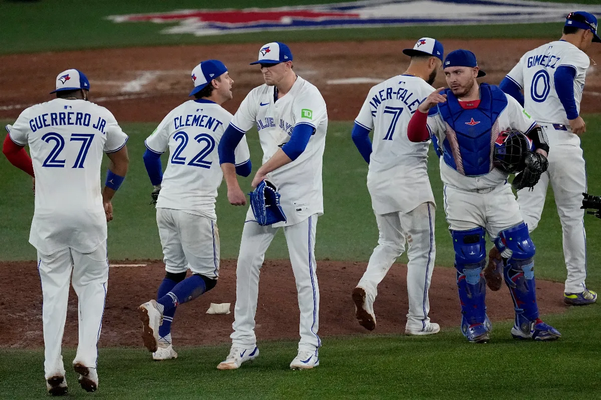 MLB／水手滿壘兩度雙殺又失誤 藍鳥熬出G7