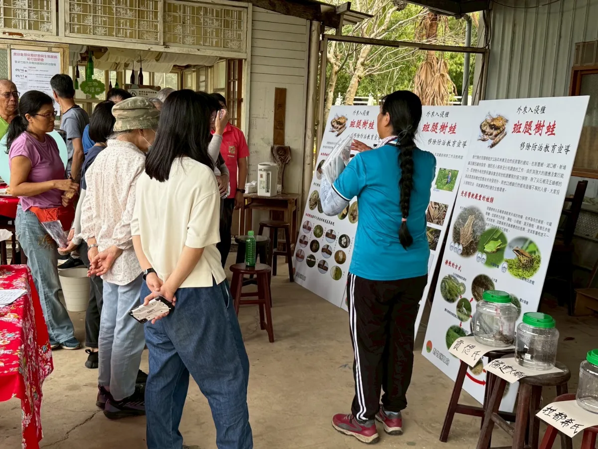 助首本蜻蜓圖鑑問世　生態協會獲野生動物生命教育楷模獎