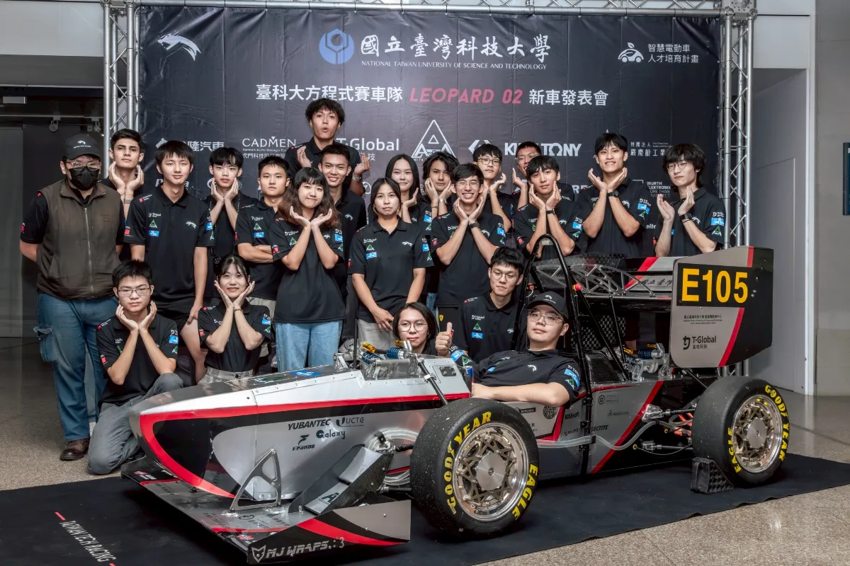 台科大方程式賽車隊自製升級新車 迎戰12月澳洲聯賽
