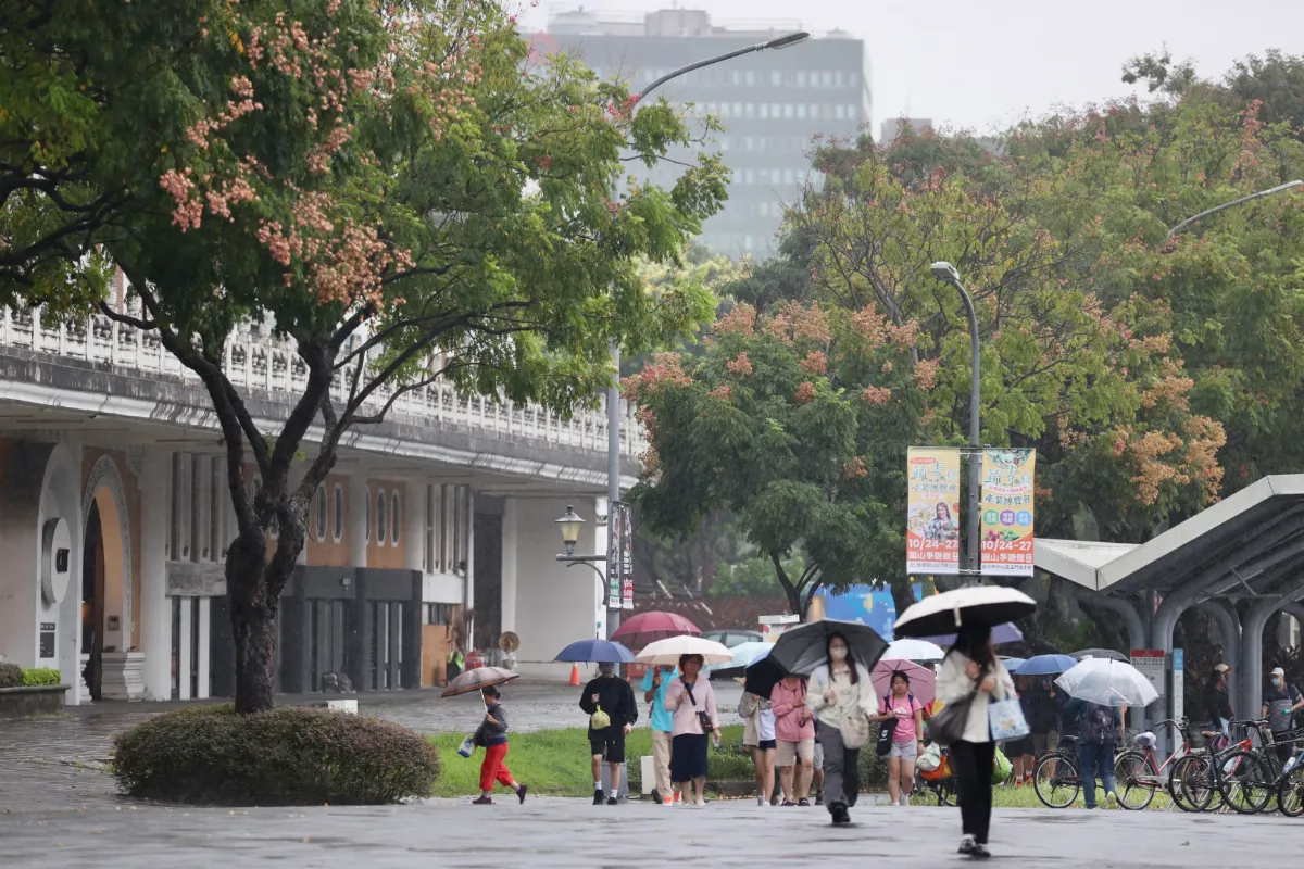 雙北連3日統計豪雨破千毫米 氣象署估明晚起北部雨勢趨緩
