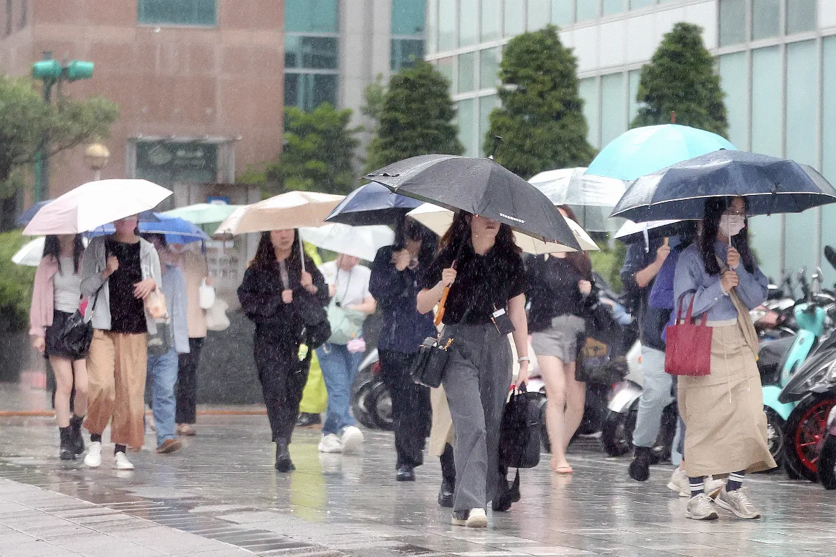 今北台稍涼 3日起水氣增多
