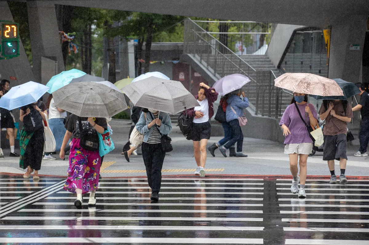北台灣明防局部大雨 周末天氣逐漸回穩