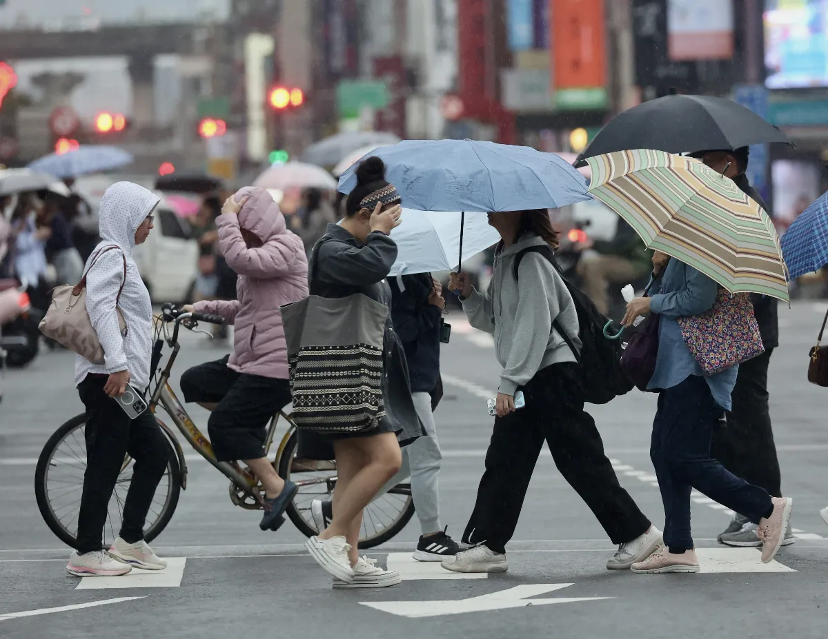 東北季風加華南雲系移入 降雨持續