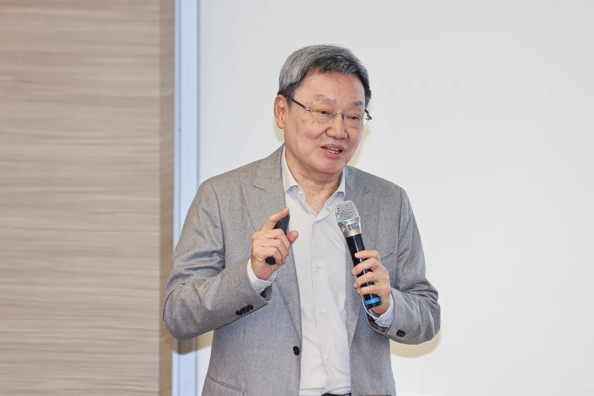 蘇起：各黨應協力兩岸對話 否則成中美博弈殘局
